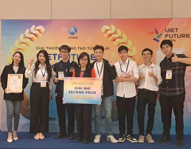 Nhóm Sinh viên PTIT Giành Giải Nhì VIETFUTURE AWARDS 2024 với Dự án “Machine Learning Antenna cho Thành phố Thông minh”