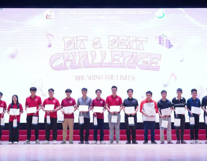 BKACAD đồng hành cùng các tài năng Khoa Viễn thông 1