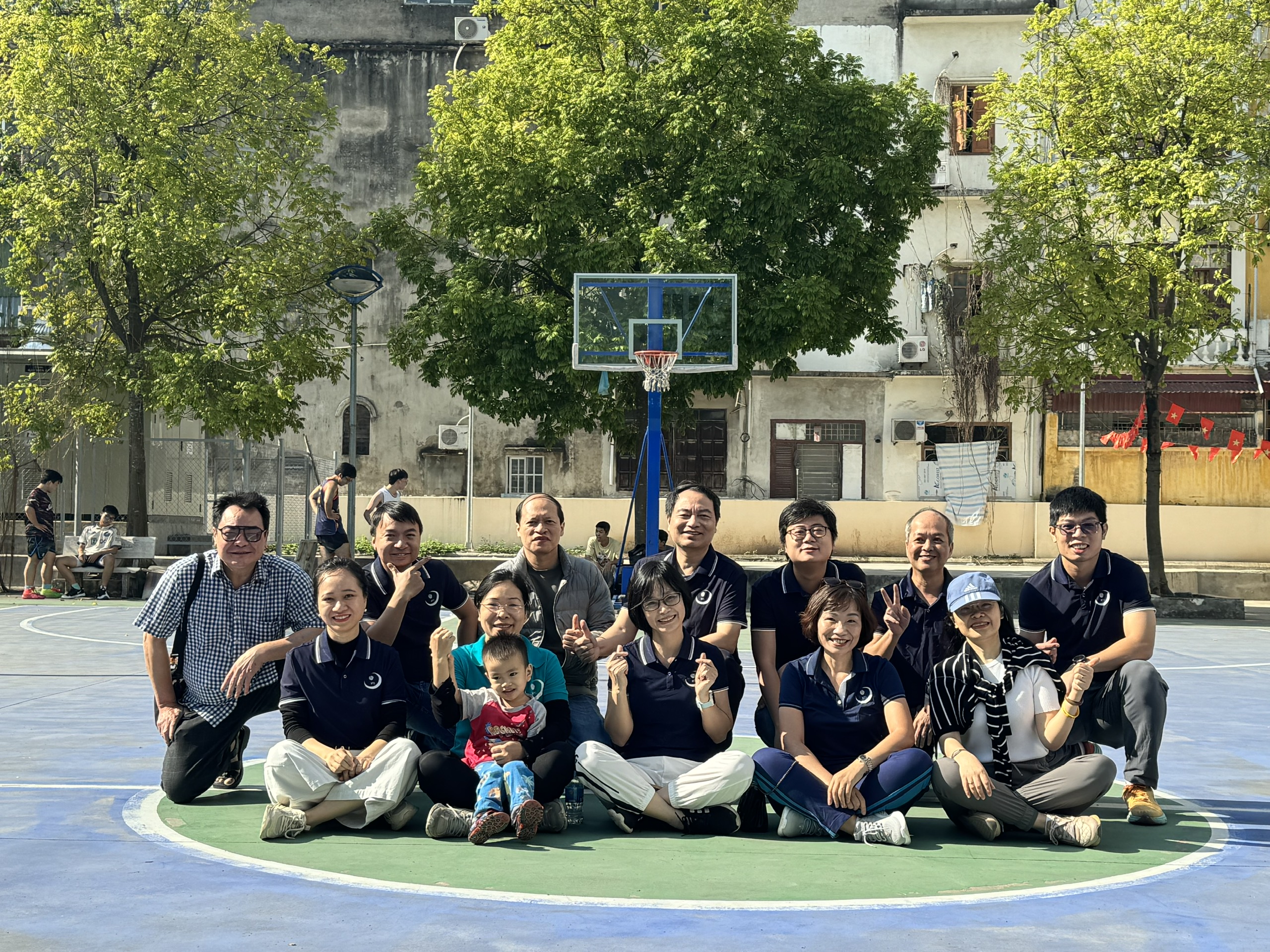 Thầy cô Viễn thông 1 nhảy vui hết mình – có giải liền tay!